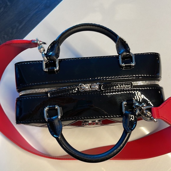 Chanel Vanity Bag With Strap Limited Edition - Picture 5 of 16